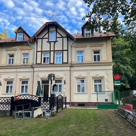 Villa Berolina Mariánské Lázně Dış mekan fotoğraf